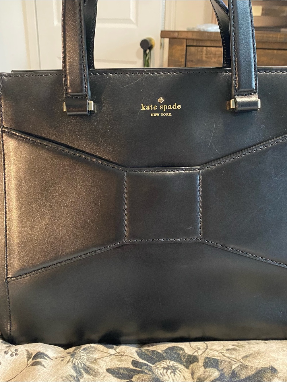 kate spade Park Avenue Beau front pocket bow bag